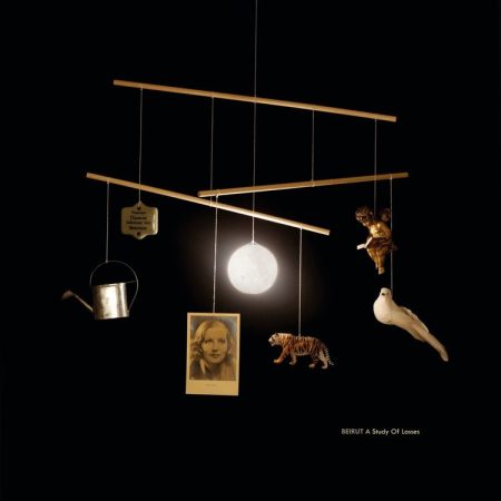 Portada de 'A Study of Losses', álbum de Beirut (2025)