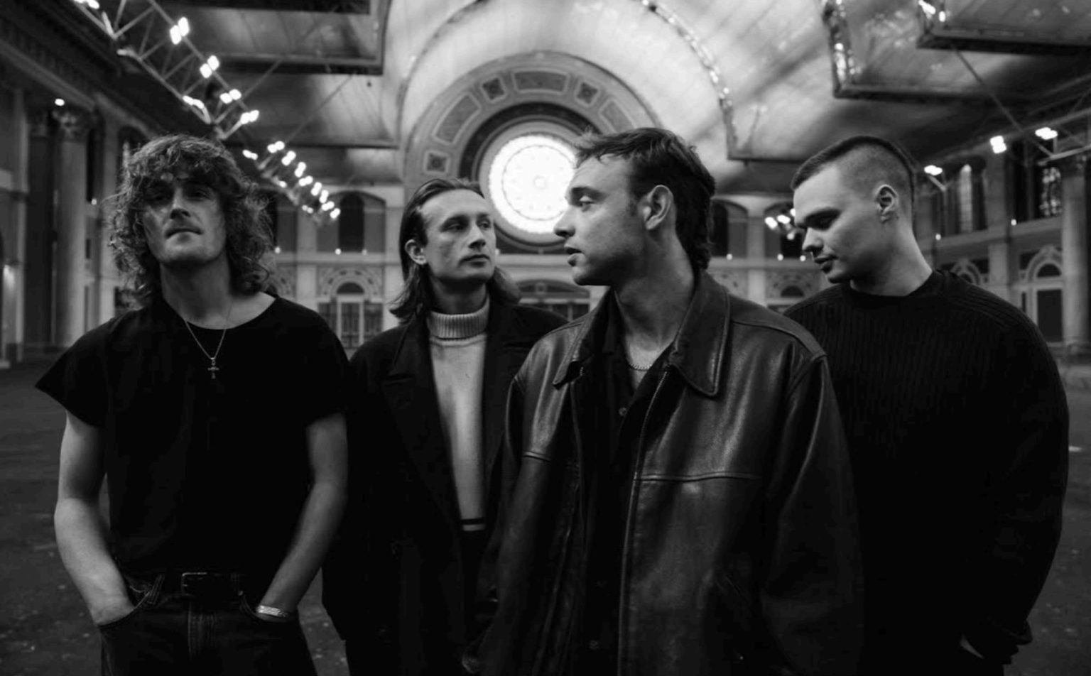 Wunderhorse lanza nuevo sencillo “The Rope” Wunderhorse lanza su sencillo “The Rope” tras la salida del bajista Peter Woodin y anuncia vinilo edición limitada. ¡Descubre las novedades de la banda!