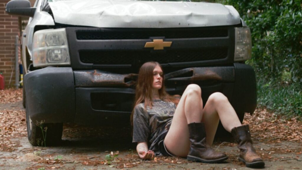 Ethel Cain lanza nuevo sencillo y anuncia detalles de su próximo álbum Ethel Cain lanza “Fuck Me Eyes”, adelanto de su álbum Willoughby Tucker, I’ll Always Love You, disponible el 8 de agosto. Escucha el single ya.
