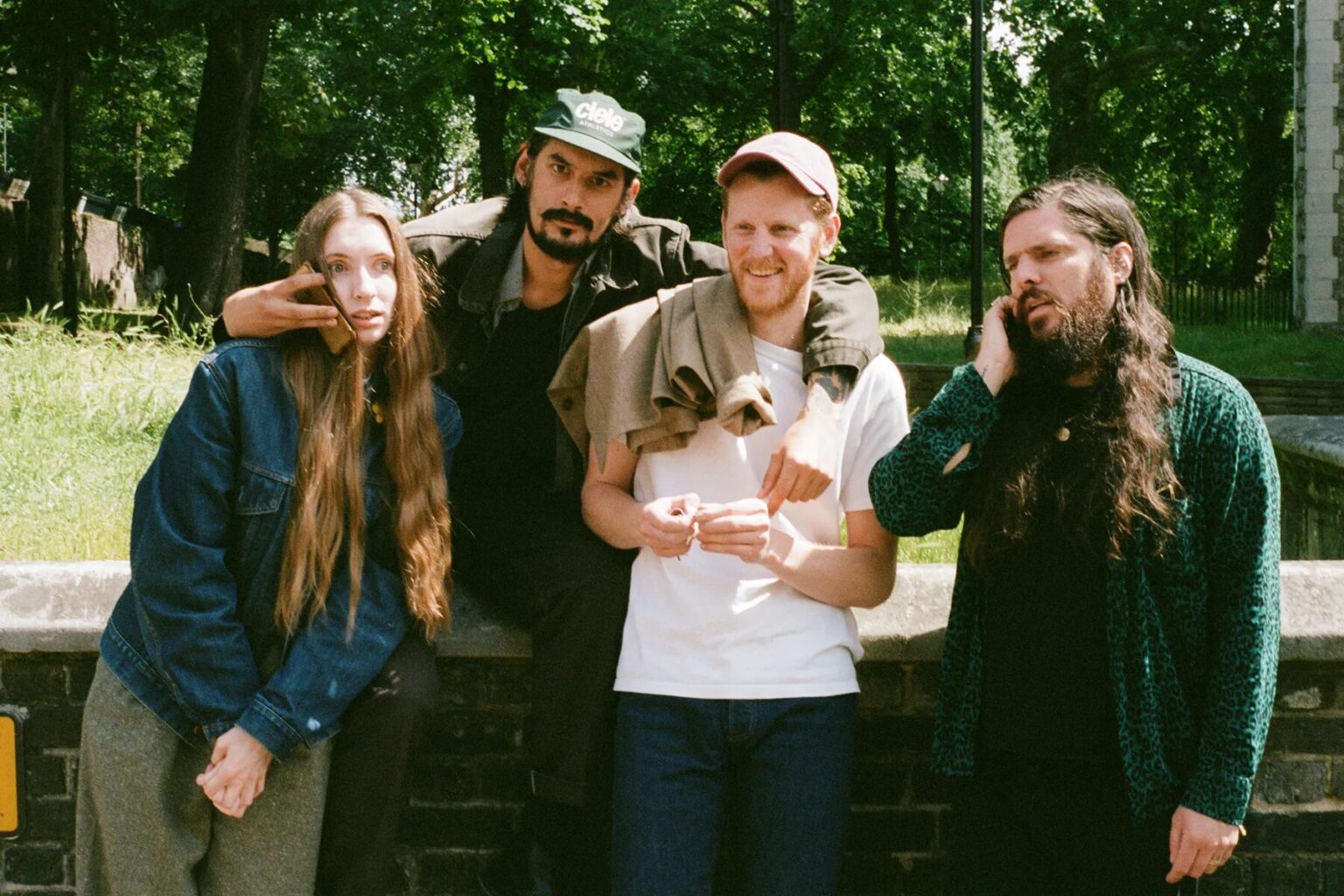 Dry Cleaning anuncia nuevo álbum Secret Love producido por Cate Le Bon Dry Cleaning anuncia nuevo álbum Secret Love producido por Cate Le Bon