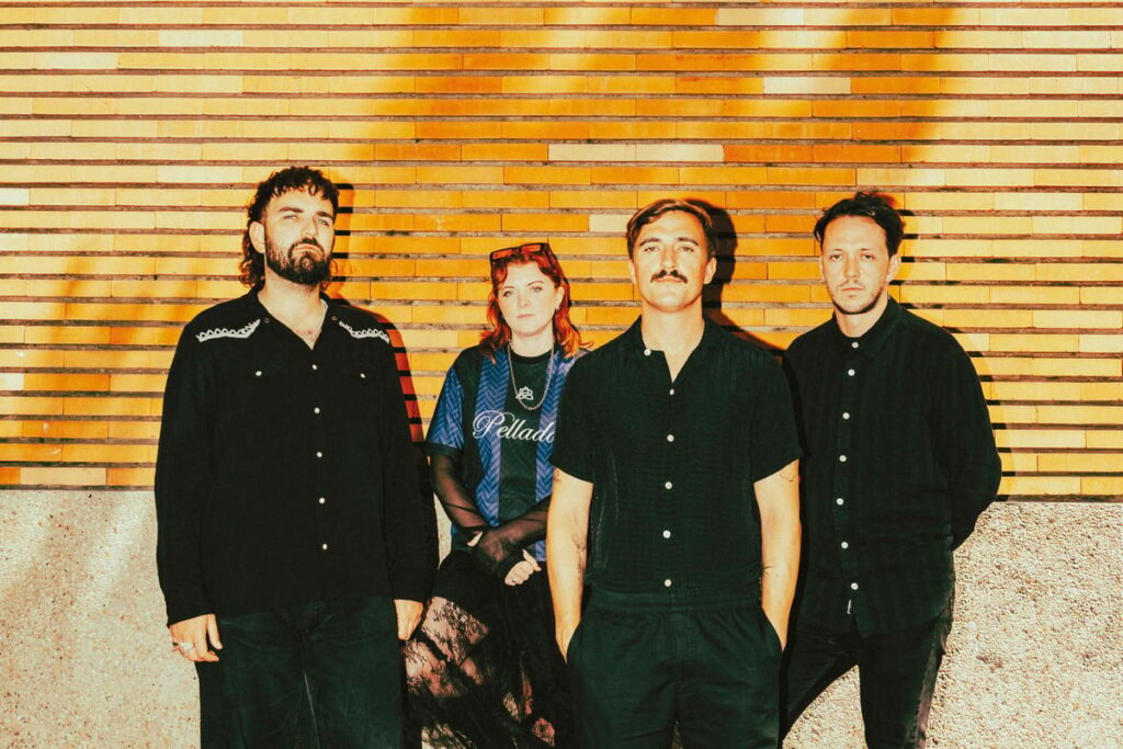 Sprints publica “Better” como adelanto de su nuevo álbum All That Is Over Descubre “Better”, el nuevo single de Sprints que adelanta su próximo álbum All That Is Over, disponible el 26 de septiembre. ¡Escúchalo ahora!