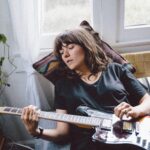 Courtney Barnett lanza nuevo tema “Stay in Your Lane”