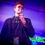 Yard Act en vivo en el 6 Music Festival 2026