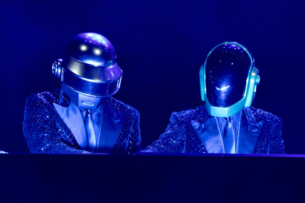 Thomas Bangalter anuncia ‘Mirage – Ballet for 16 Dancers’ Thomas Bangalter anuncia 'Mirage – Ballet for 16 Dancers'
