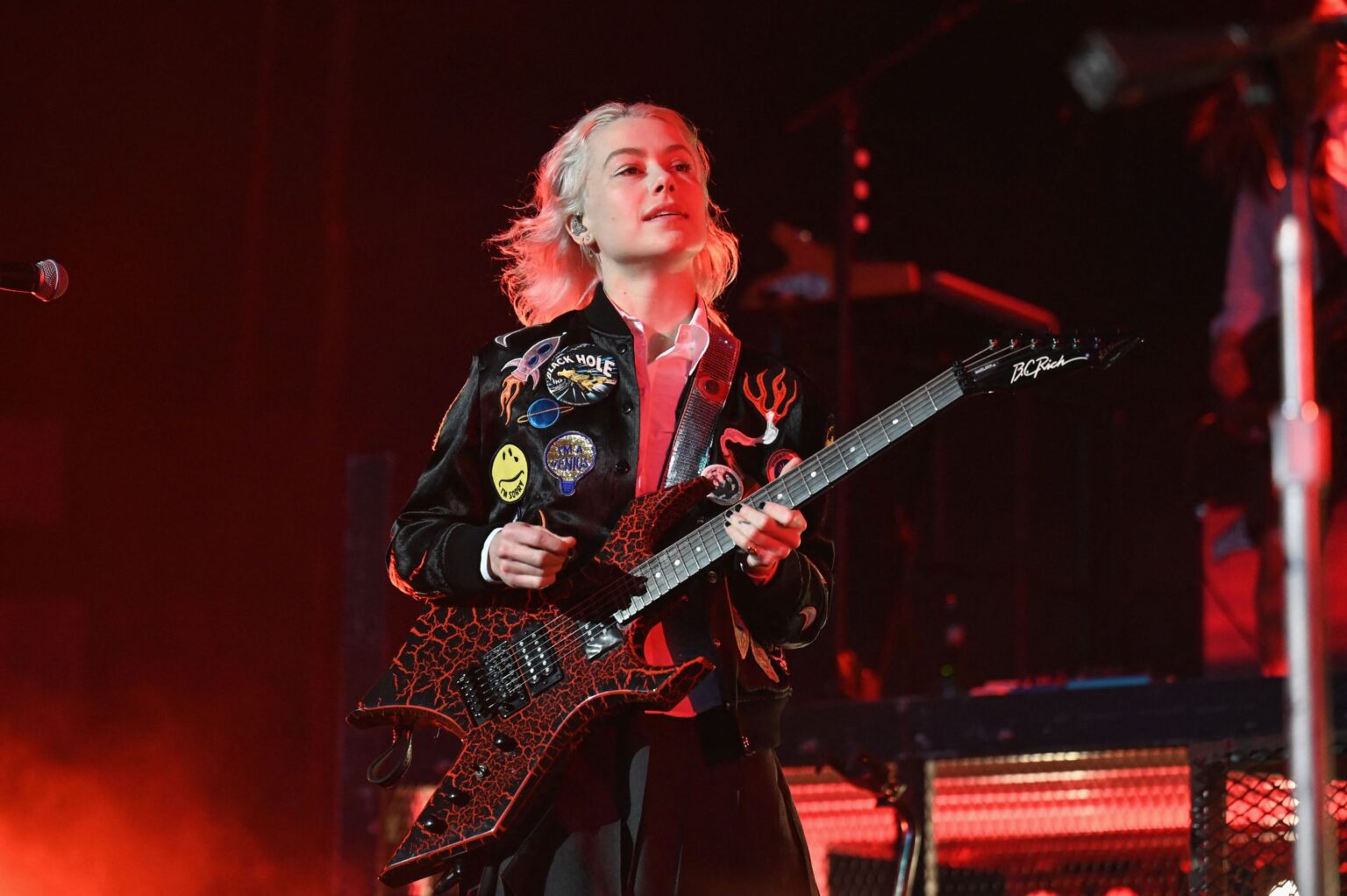 Phoebe Bridgers regresa al escenario tras tres anos con tres canciones nuevas