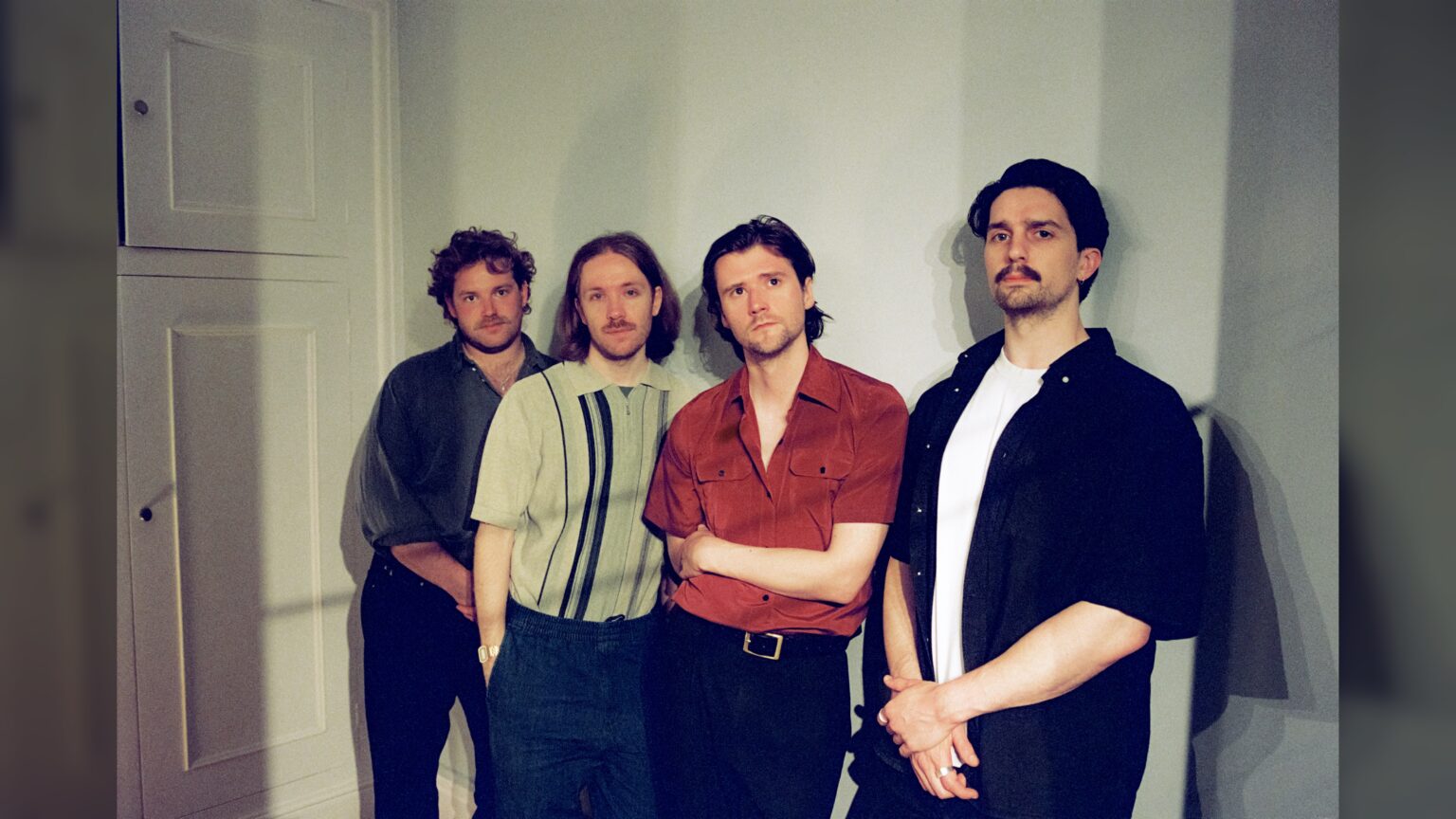 Do Nothing — foto de prensa para Do Nothing anuncia 'Friend World', su segundo álbum con Submarine Cat