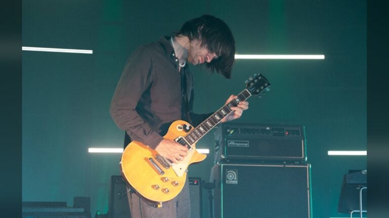 Jonny Greenwood compara cancelación musical con censura