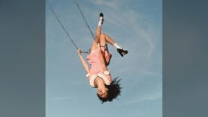Portada de 'you seem pretty sad for a girl so in love' de Olivia Rodrigo en Geffen (2026)