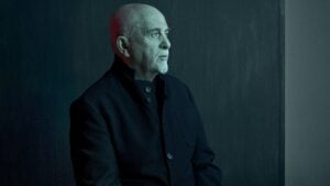 Peter Gabriel — foto de prensa para Peter Gabriel comparte 'Who Are We Talking To?' de 'oi'
