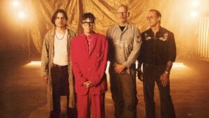 Weezer — foto de prensa para Weezer anuncia 'The Gold Album' para el 21 de agosto