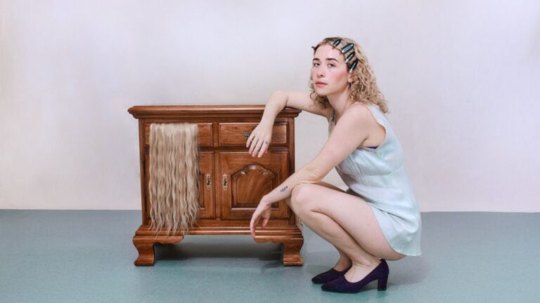 Blondshell adelanta ‘Fur Elise’ de ‘Violins’