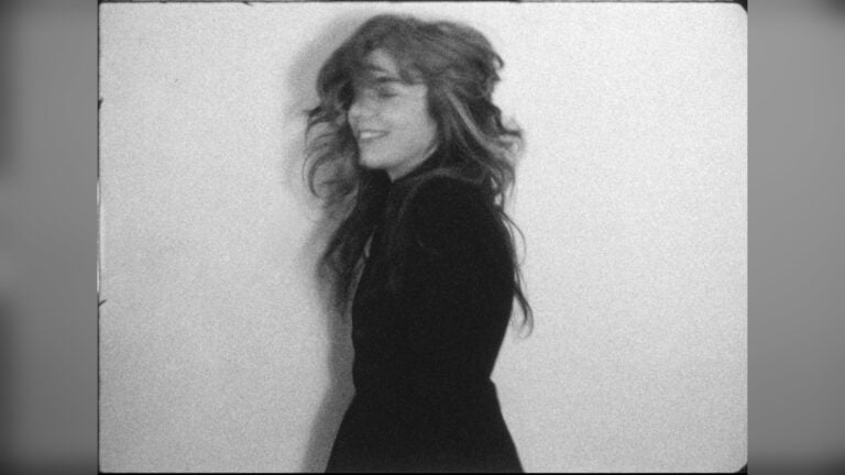Julia Holter lanza nuevo sencillo ‘My Lost One’