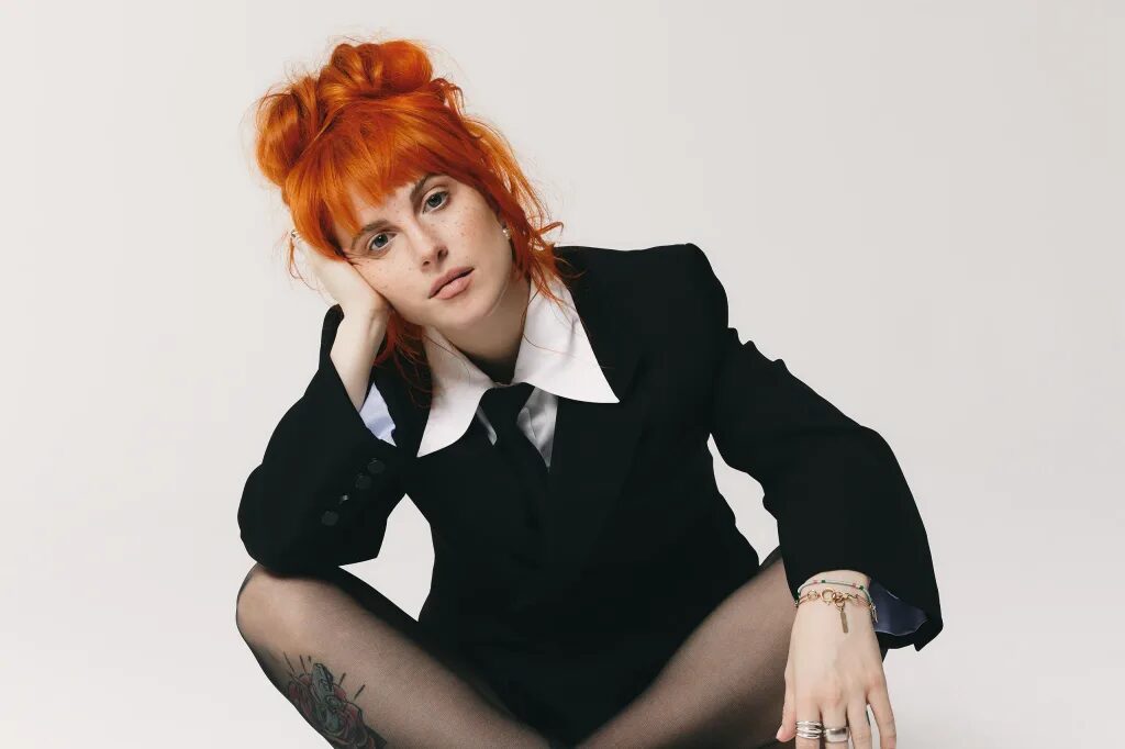 Hayley Williams toca ‘Airplanes’ después de 15 años