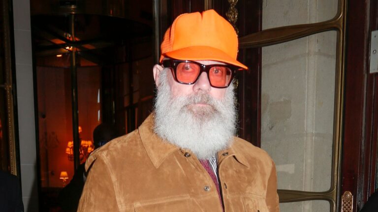 Michael Stipe anuncia su primer álbum para 2027