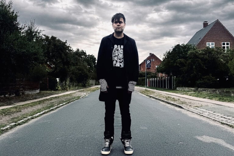 Trentemøller comparte ‘Your Love Walks Alone’